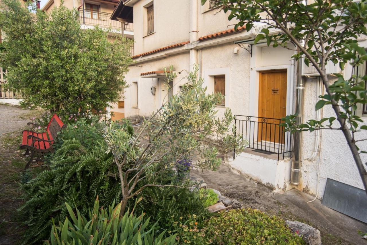 Guesthouse Simou With View 3 Bedrooms Arachova Exteriör bild